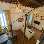 Bella Centro Storico Apartament *