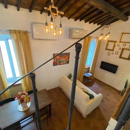 Bella Centro Storico Daire *